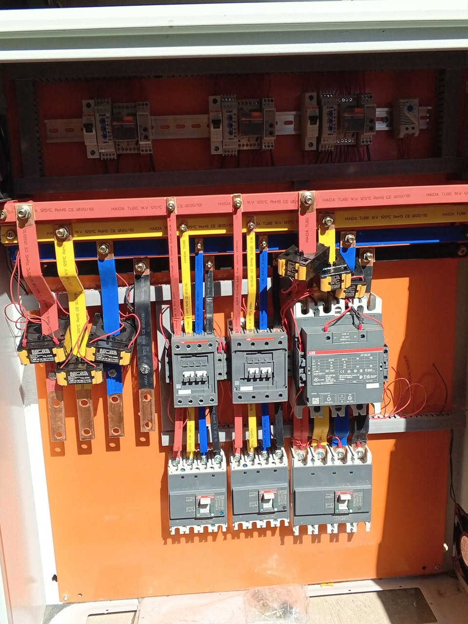 سلام عليكم ورحمه الله وبركاته 
جزء من اعمالنا اتمنا أن ينال اعجابكم 
يوجد لدينا تصنيع جميع أنواع البوردات حسب طلب الزبون مواد اصليه وكاله او باله اصلي حسب طلب الزبون 
بوردت ATS  خطين ثلاث خطوط اربعه خطوط حسب طلب الزبون 
بوردات أكتاف محولات فحص وزاره 
أو زراعي 
استفسار *********** مرتضئ عكد 👉👉 
يوجد لدينا توصيل لجميع المحافظات العراق 👉👉
