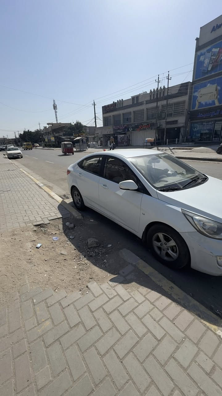 اكسنت ١٣ خليجي
اكسنت ١٣ خليجي ١/١ كلين نقطه صبغ مابيها محرك 1600 دوش المرغوب اقتصادي بصرف البانزين بيها كم قطعه بارد و طخه بالدوسه تبريد ثلج رقم بغداد و باسمي  السعر ٩٨ و بيها مجال
***********
