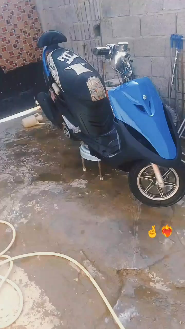 دراجه ماكس للبيع كامله مكمل سلف اوفندر اثنيناتهن شغالات ماكينه شلعه ومعدل ما مفتوحهغ غرامها كله اصلي ما بيها شيء تجاري والشراي خلي يخابرني خاص او على هذا او على هذا الرقم***********
او يريد خاص
