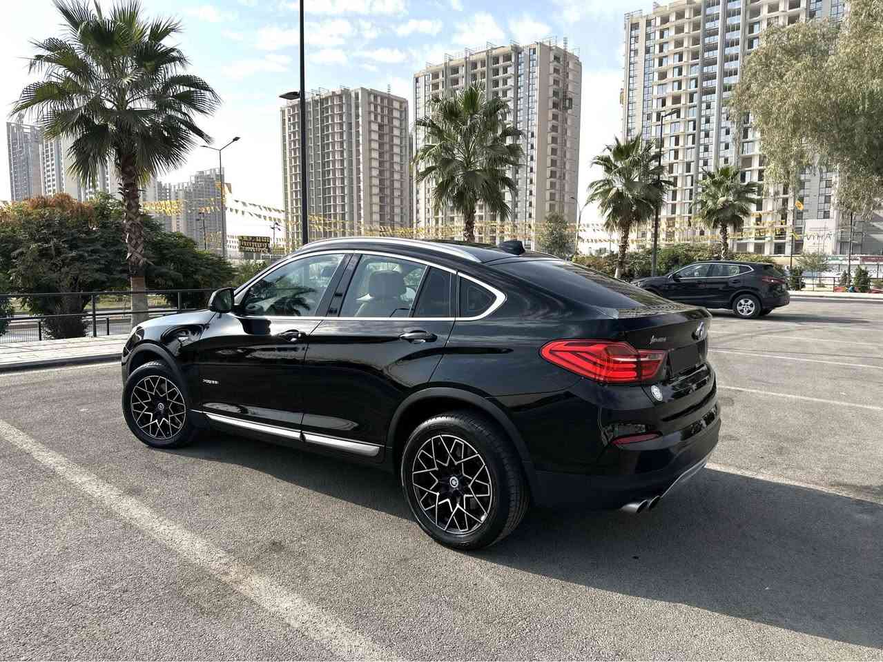 بي ام دبليو 2015 BMW x4 وارد خليجي
 وكالة العروش مكفولة كفالة عامة 
من الصبغ والضرر والتبديل 
مواصفات فول حيل جديدة ونظيفة 
 محرك اربعة سلندر Twin Power Turbo
سلايد روف  خمس كامرات 360 
حساسات خلفية امامية ولايت وبك لايت LED 
بصمة تشغيل وانارة ترحيب وصندوق كهرباء ومري جانبية متحركة كهرباء نظام X Drive مع ذاكرة خزن شاشة كبيرة للاعطال وثلاث انظمة للقيادة 
رقم اربيل بأسمي شخصيآ 
فحص وهزة وارقام وسنوية كله جديد
ماشية 135 الف

للاتصال
*********** أربيل, العراق
