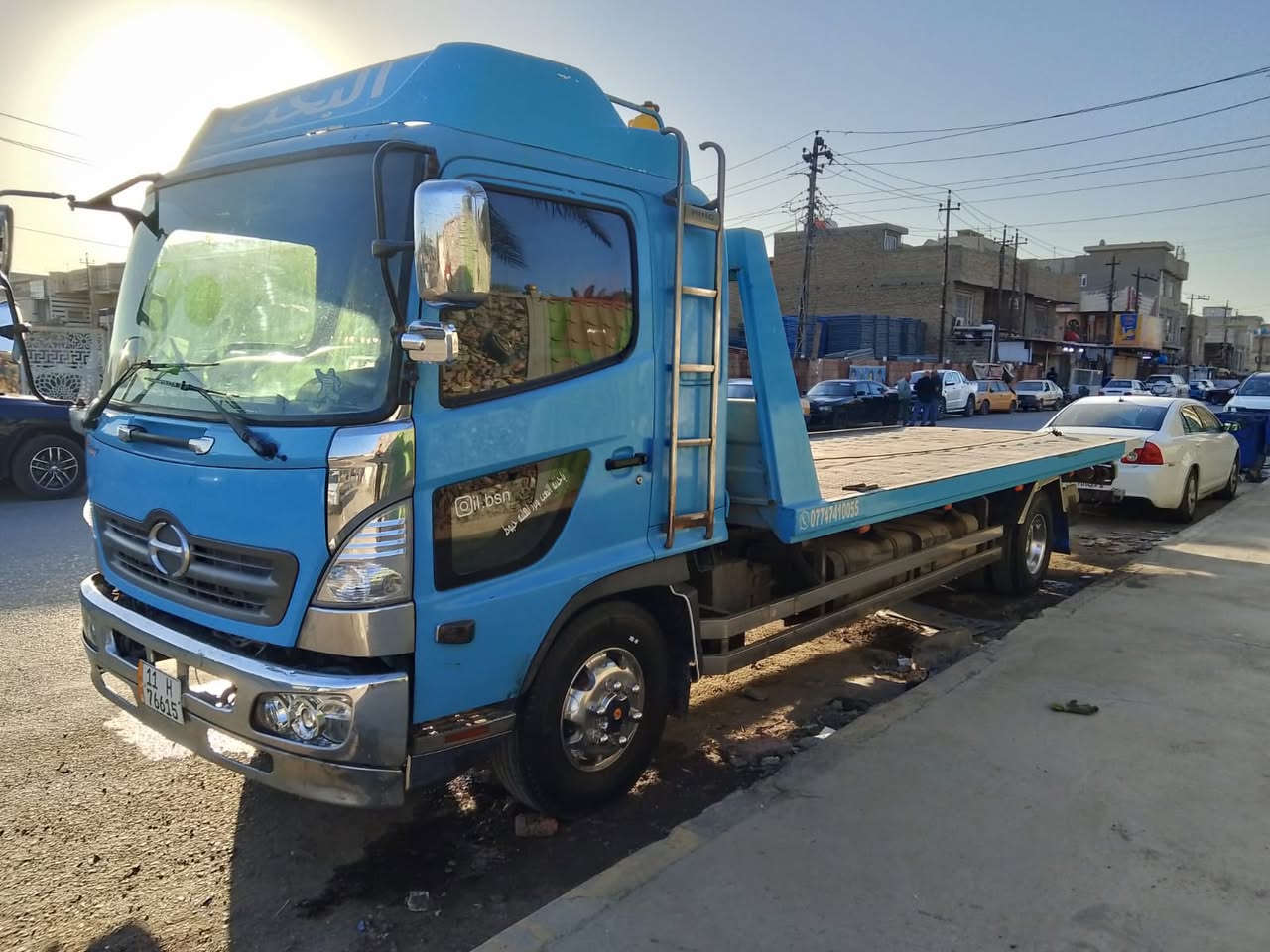 السلام عليكم هينو شيطان صطحه وخاشوكه موديل 2003سياره جاهزة رقم بغداد انكليزي سنويه كرين سعر 265مكان سيارة بغداد ***********
