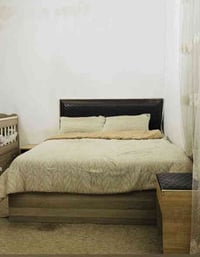 تخت نوم اصلي • نضافه ٩٥٪ • كركوك