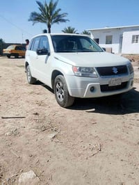 ساسوكي البيع موديل 2007 مكينه وكير خير من الله سيارةمبيه نقص رقم بغداد...