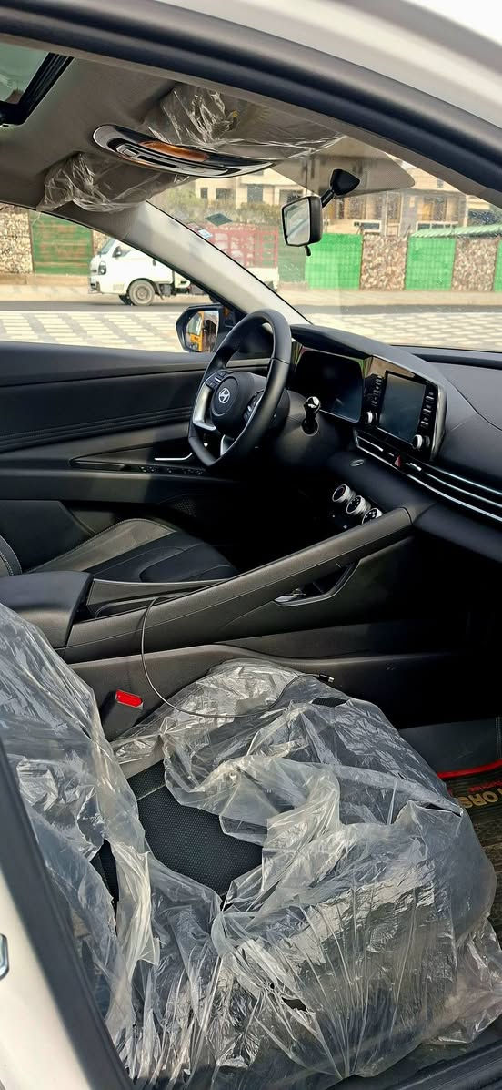 سلام عليكم
سياره النترا مديل 2025 فول مواصفات 
فول بصمه دخول ذكي محرك 1500 دبل نوزل عداد ديجتال شاسه كبيره تدعم كاربلي حساسات امامي خلفي رادارات 
فتحة كامره دواره ويل كب تبريد قطعتين  مري شفط اشاره
 لايت زنون لد امامي خلفي كشنات وارضيه جلد ماشية 17 الف  رقم سليمانيه تحويل مباشر السعر 148 بيه مجال تقدير بس 
بغداد البلديات الهاتف ***********
