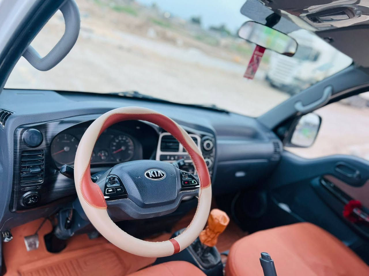 سلام عليكم كيه مديل 2018 مكفوله رقم واسط بسمي بيه بارد بلبنيد ولباقي مكفول كفاله عامه محرك وكسن وكبر وحداديه وتبريد كله شركه مكاني كوت رقم ***********
