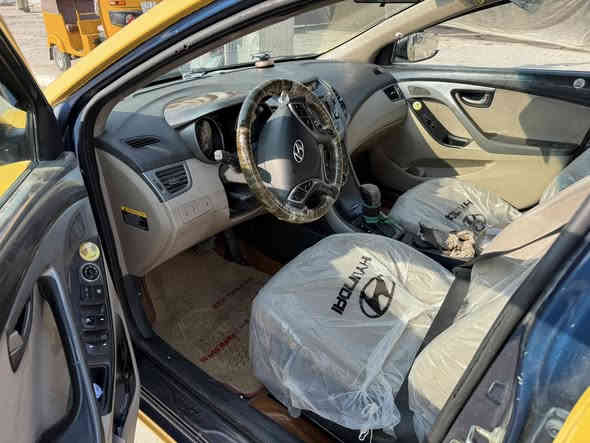 السلام عليكم النترا 2015 سونار مرفق 
حادثه جاملق وبنيد فقط الجاملق مبدل باسمي رقم انكليزي مصفره هيئه وغرامات  تبريد عاطل
مكانه مدينه الصدر 
بيع او مراوس سعر110 
رقم الهاتف ***********
