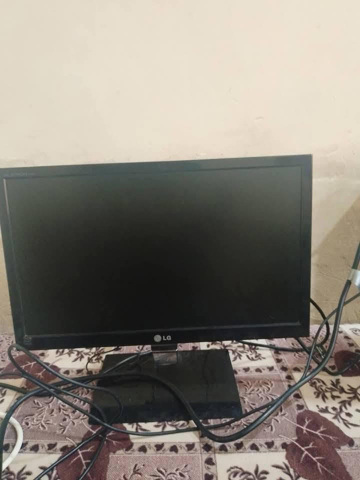 السلام عليكم
حاسبه للبيع او مراوس ب ايفون
ذاكره 1124
بعده جديده صار يومين من اشتريته ماعرف بيه وماعندي مجال
تنزل جميع انواع العاب 
السعر 350


**إذا كنت صاحب هذا الإعلان وتريد حذفه لأي سبب، رجاءا أرسل رسالة إلى الدعم الفني**