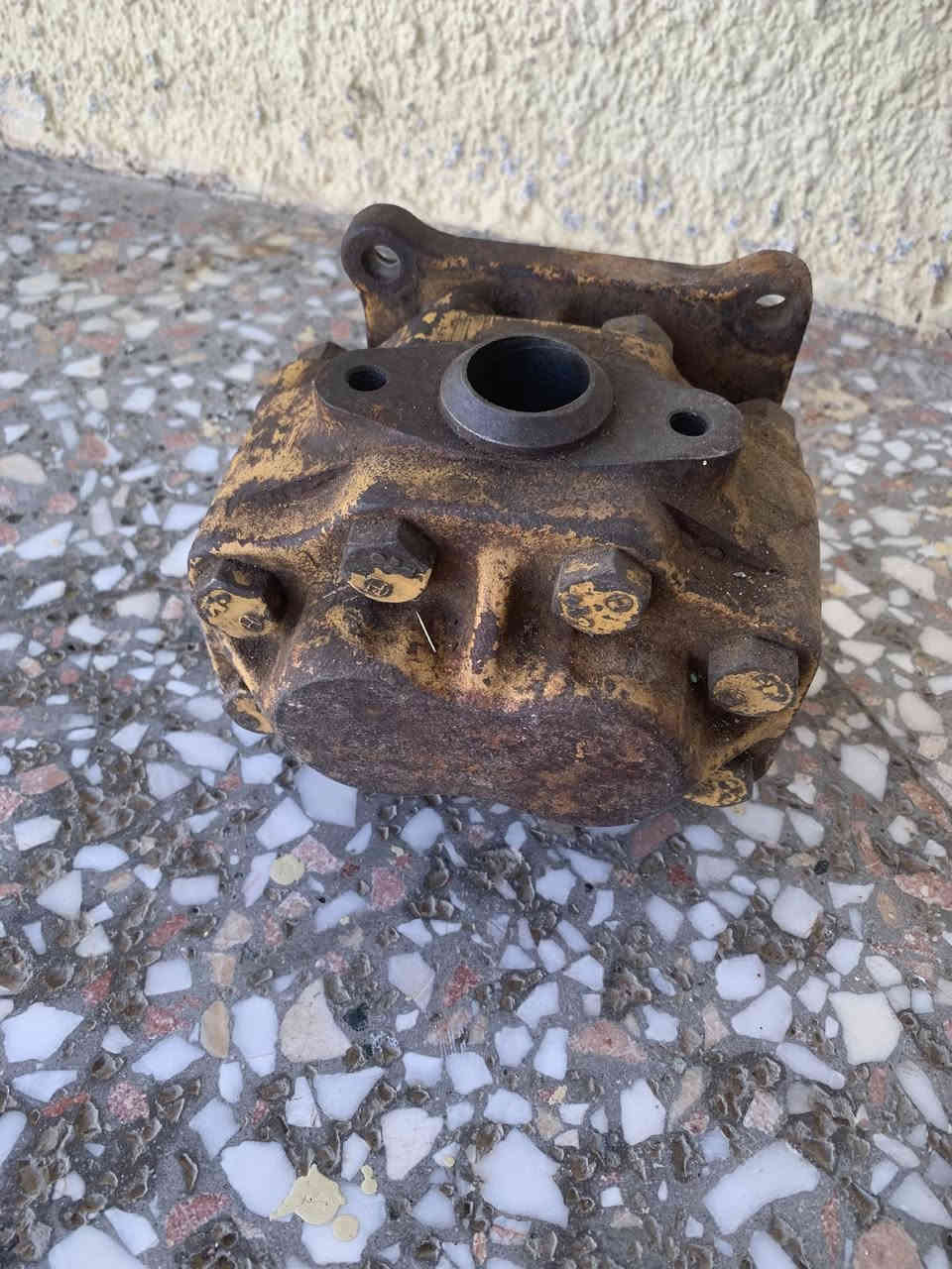 بسم الله الرحمن الرحيم
للبيع 
بم مشي ياباني اصلي شغال نضيف جدا 
موديل 65 
السعر 200 الف 
المكان الرمادي 
للاستفسار على الرقم التالي ***********
