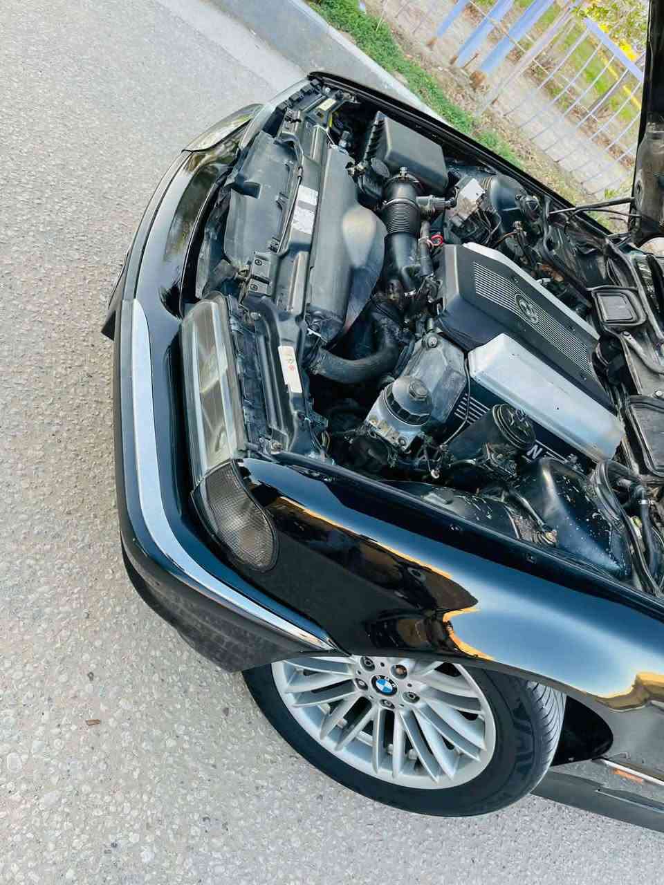 السلام عليكم رمضان مبارك عليكم
للبيع BMW 740 اصل بليته وسنويه موديل 1996 

السياره مكفوله من ضربه وتبديل فقط صبغ عام جماليه

رقم انبار مشروع وطني مداور وين ما جانط

كير ومكينه جدد 

حداده عامه جديده

تخم تاير جديد ويل ١٨ حاويه

كهربائيات عام جدد

لايت بروجكتر جديد

جام اربعه اوتو

شاشه اندرويد عارض 

غرفه رصاصي جديده

مري كهرباء شغاله

وباقي التفاصيل كدامكم سياره جديده وب العافيه ع الياخذهه

للاستفسار ***********
