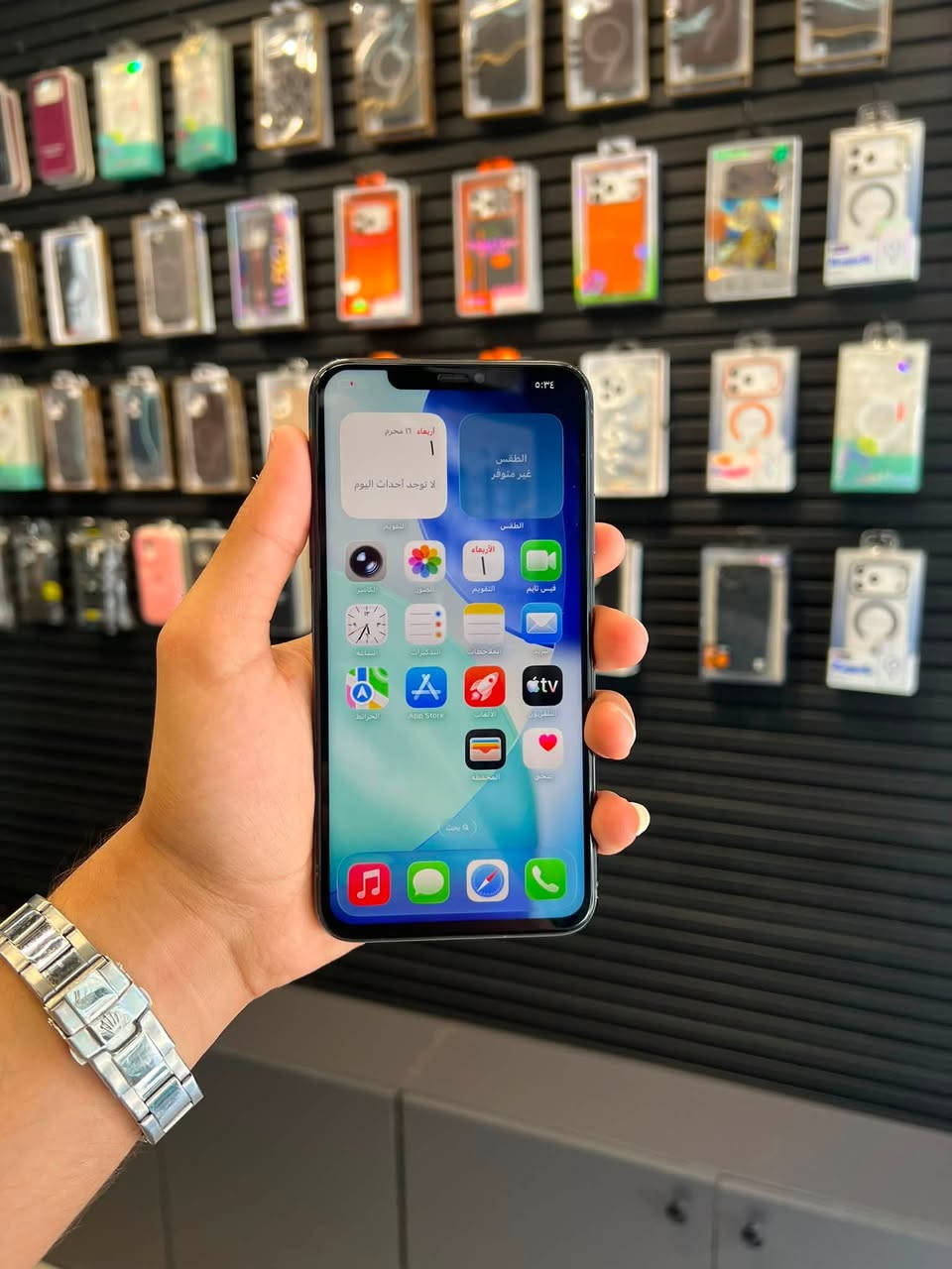 عرض خاص من سنتر دانيال الزهور🔥🔥
Iphone 11 pro max 📱
ذاكره 256 💾
بطارية 88 🔋

#فقط مبدل شاشة 
#فيس ايدي شغال 

.
السعر 250 الف 🔥🔥🔥
.
الموقع - موصل الزهور / دورة سيدتي الجميلة 🚩
.
#للاستفسار ***********
