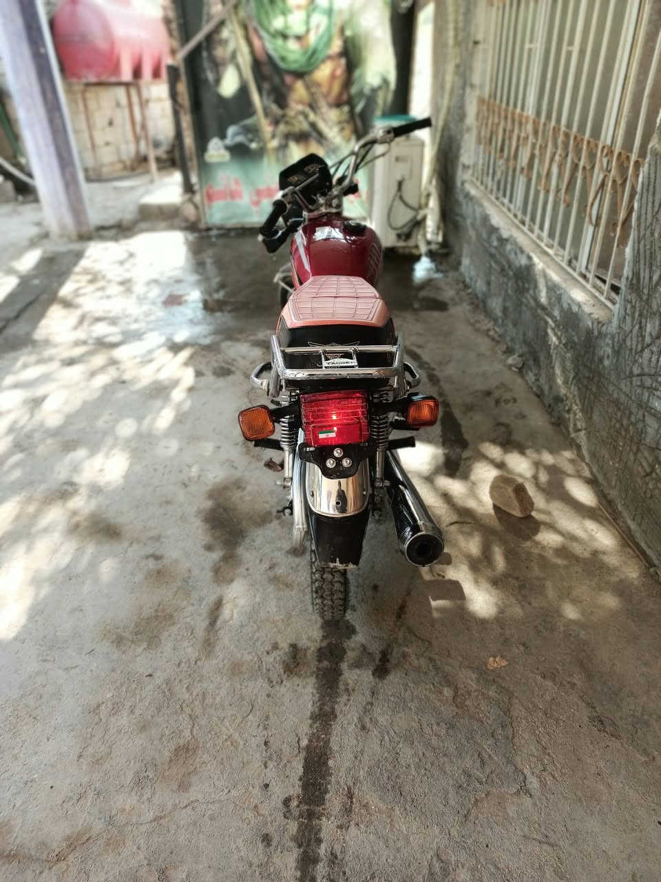 دراجه تايكر للبيع موديل 2025 اوراق نضيفه فول السعر 650 الف وبيه مجال بصيط  المكان طوريج قرب سيد محمد العابد
رقم الهاتف ***********
