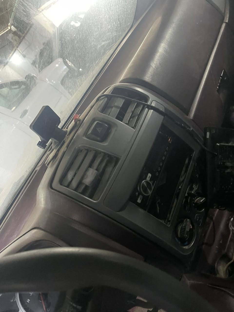 سلام عليكم للبيع كريت ويل 2012رقم اصفر بصره هزه جديد خيسات توهه ملكطه جملغات ودعاميه جديدات عوزهن صبغ مكينه كير اكسن كفاله مكان ذي قار الرفاعي تحويل مباشر السعر 25وبيه مجال هذه رقمي ***********
