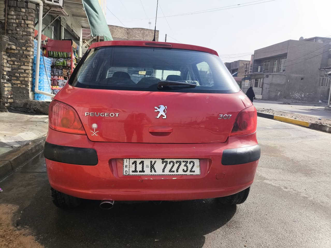 بيجو 307 موديل 2005 للبيع
محرك كير خير من الله
تبريد تدفئة
ثلاجة شغالة
صدرها تمام
رقمها دولي بغداد بأسمي تحويل ثاني يوم
السيارة بدون حادث فقط طخات بسيطة 
بيها الجاملغ مكسور ويتبدل بلادي على حسابي 
مكاني بغداد الشعب السعر 45 
***********
