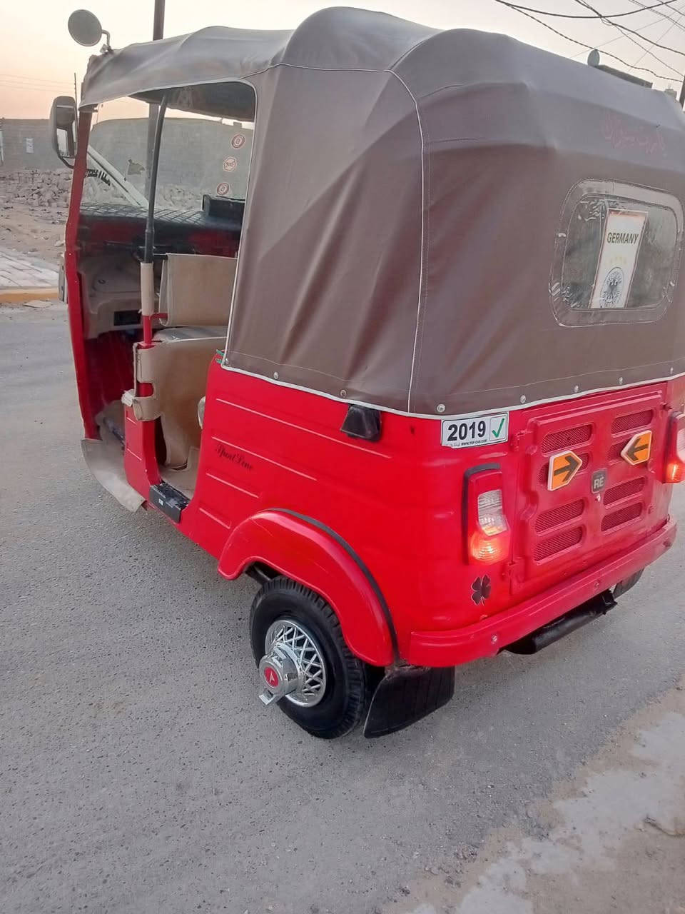 من رخصة الادمن
السلام عليكم
تكتك 18شهر ال11 سنويه 
 كربله مكينه كير اكسل مكفولات دراجه جديده 
احلا من الصور جاهزه كبل للشارع 
مكينه 20ع السحك هستوها مجفته
 تكتك معمره صبغ عام مكفوله من الضربه ومكفوله من الخياس مجرد بس مرشوشه تكتك كهربائيات كلها شغاله مناقصه لو دينار (سعرها 4800)وبيها مجال مكاني كربلاء شارع الطاقه ***********
