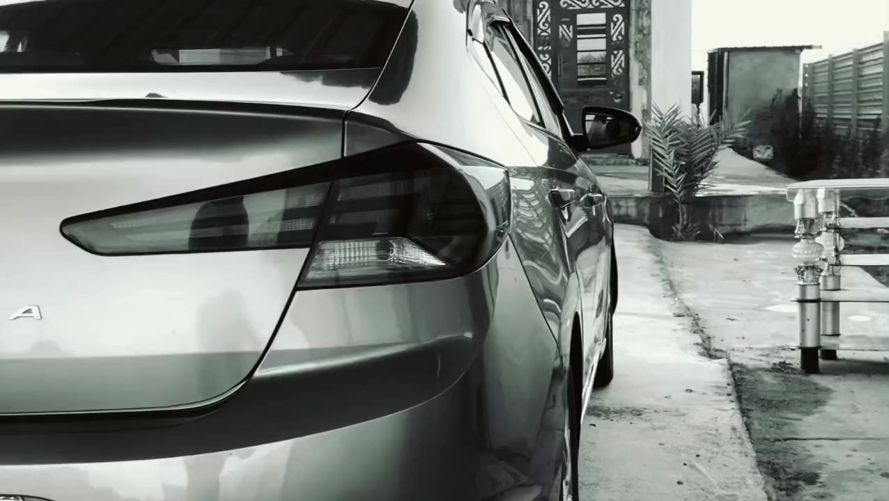 سلام عليكم سيارة انترة موديل 19البيع مكفولة من دعاميةال دعامية محرك 2000دوش رقم الهادف 👈***********
