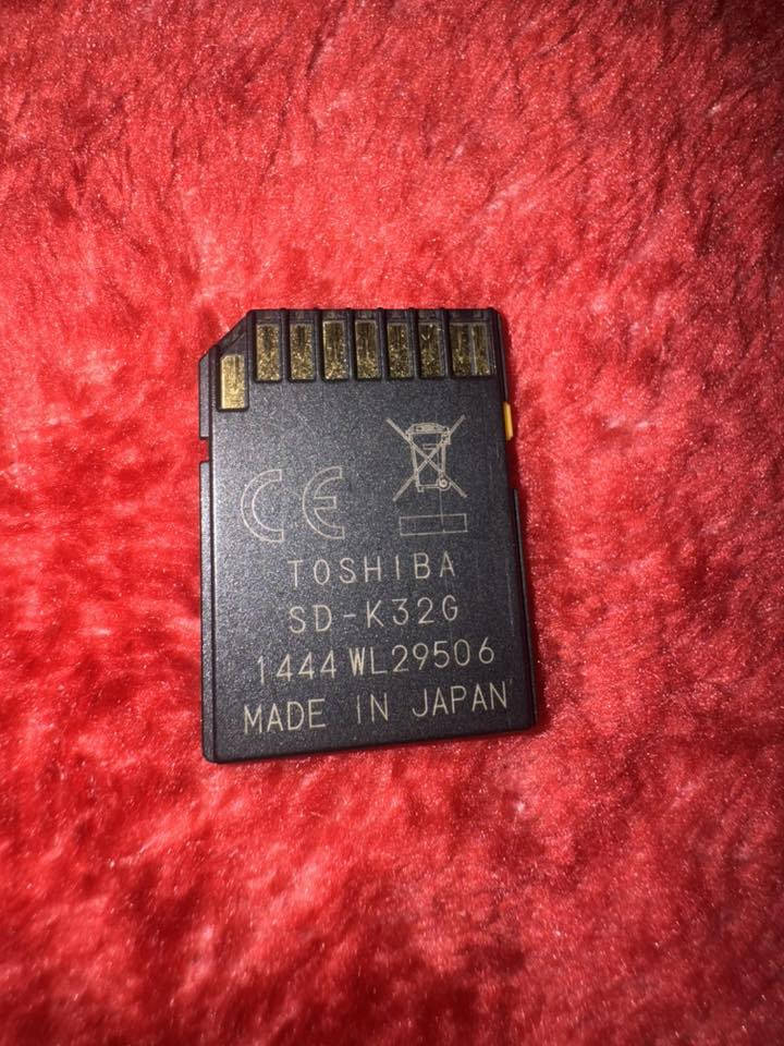 للبيع كارت ميموري 512
وكارت ميموري 32


**إذا كنت صاحب هذا الإعلان وتريد حذفه لأي سبب، رجاءا أرسل رسالة إلى الدعم الفني**