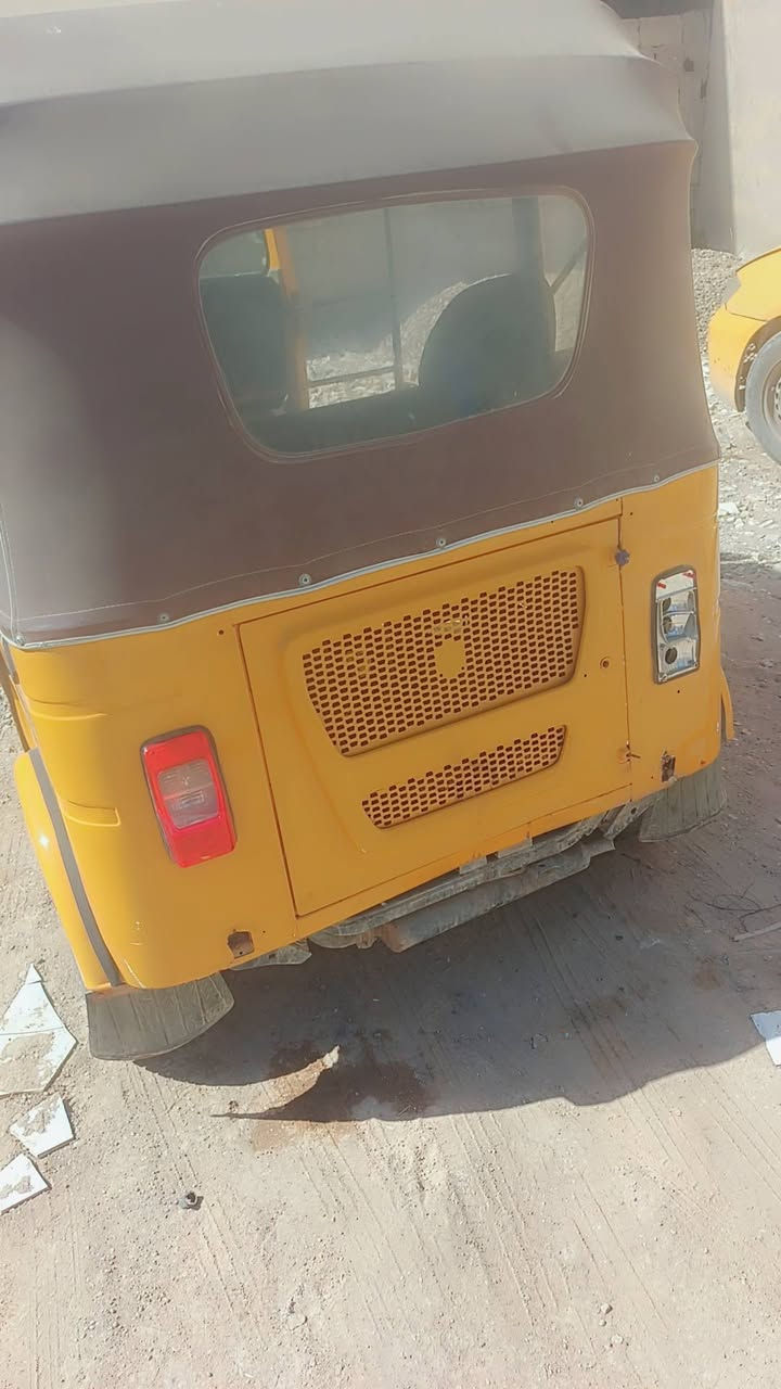 السلام وعليكم تكتك حلوه يرادلها شويه ترتيب موديل 21بس بل سنوبه تقره 2020شهر 11امبدل ببها بوش وبستم وبيها طخه بصيطه يم الهندر ومسوينها المكان جسر ديالئ الجديد السعر 6 و 700 السفسار ‏‪***********‬‏
