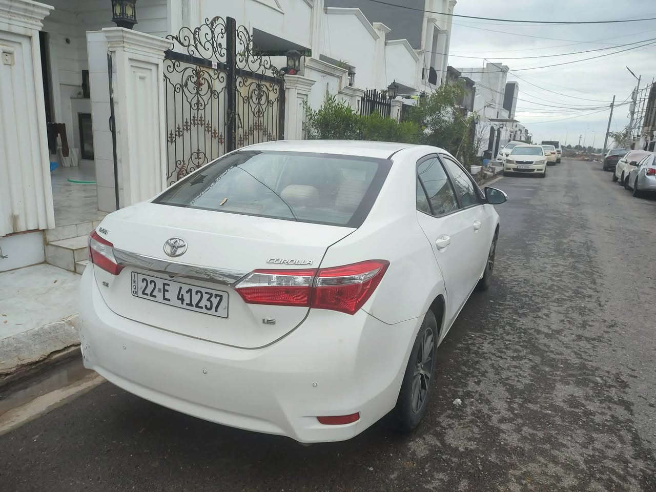 کۆڕۆلا 2014، خلیجی مەکینە 1.6، جام و ئاوێنە کارەبایی، لای سایەقی سبوغە بەبێ لێدران، سەر تایەی پشت سەکن یەک پارچەی هەیە، گێڕو مەکینە و بەناوکردن بەشترت.

*********** أربيل, العراق
