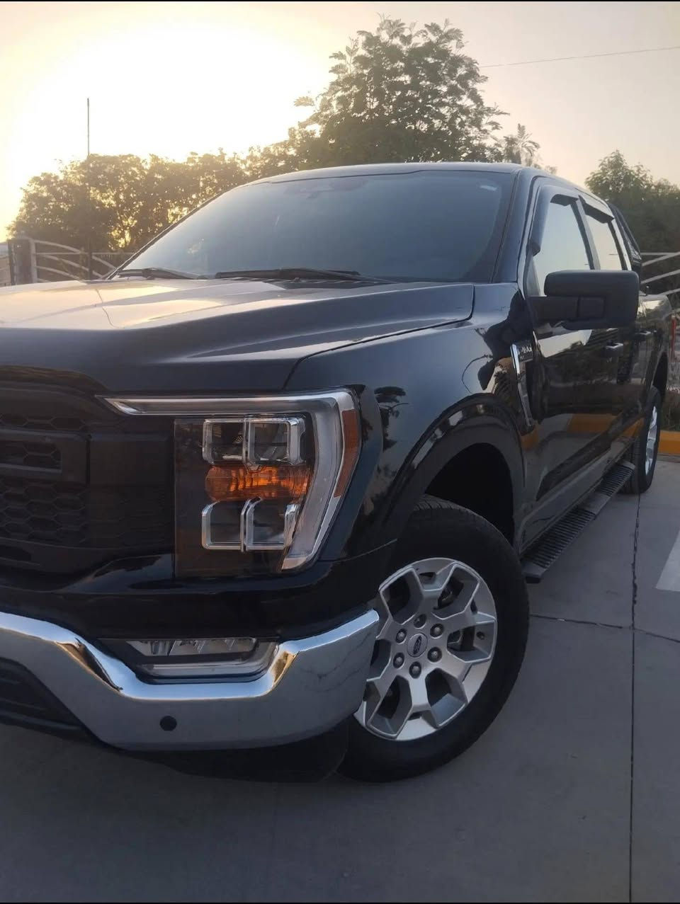 للبيع فورد F150 موديل 23 أمريكي
حادث سرقة ثلاث قطع 
مواصفات XLT
باب طويل بدي قصير المرغوب
حجم المكينه 5300 V8
كير تعليك كراسي متصل رقم مميز بأسمي ديالى انكليزي 
كير مكينه مكفولات تبريد ثلج حداديه صدر تخم تاير السياره جهازه  السعر 228اوبيها مجال للشراي مكاني ديالى بعقوبة للستفسار أتصال ع الرقم ***********

