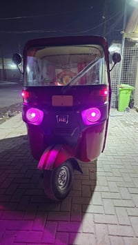 للبيع موديل 18  اوراق اوراق اوراق بيهة مكينه مال 20 تايرات انضاف  التك...