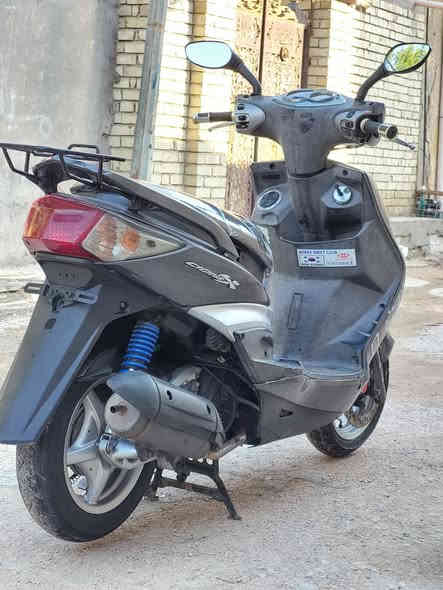 السلام عليكم  دراجه سكنس نوزل موديل 2009 دراجه كلها بلاديه ختم واحد ويا الماكينه كهربائيات كلها شغاله جيب فيتر وافحص سلف هندر العنوان مدينه الصدر تقاطع العوره استفسار على هذا الرقم***********
