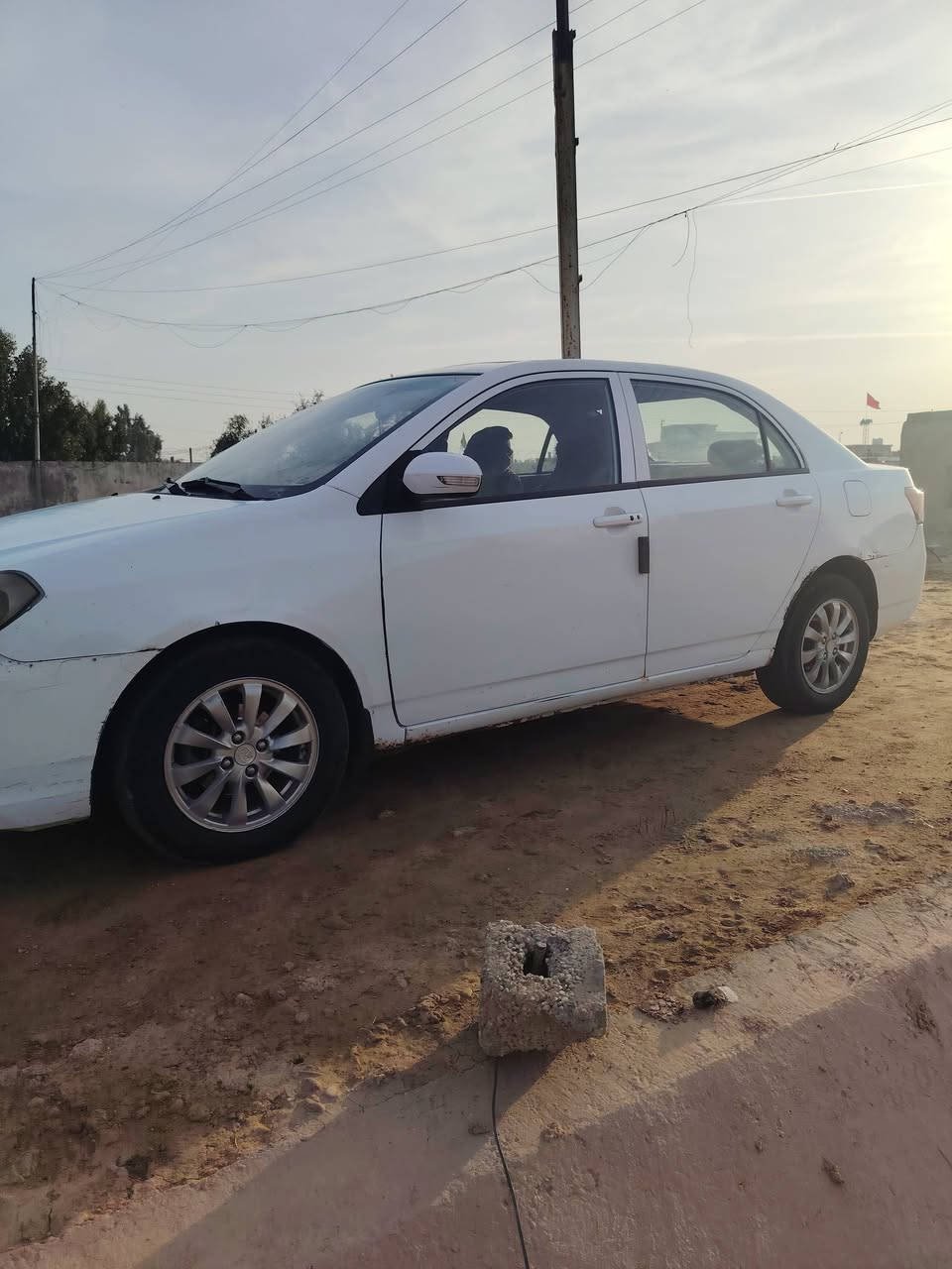 السلام عليكم
مرخصت الادمن
بيوايدي (13) 
جي (3) 
فول مواصفات
كير عادي
تشغيل بصمه
بصمه ابواب
السعر 55 وبيها مجال بسيط
***********
***********
ملاحضه  مكلف بل نشر
