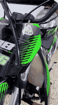 ماطور قفاز جبلي مرقم أربيل
✦ نوع XMOTOS
✦ محرك 300Cc
✦ كزوز كاربون فايبر
✦ دبلات هيدروليك
✦ ماطور أخو الزيرو ومتروك مو مستهلك
✦ ***********
✦ ***********
