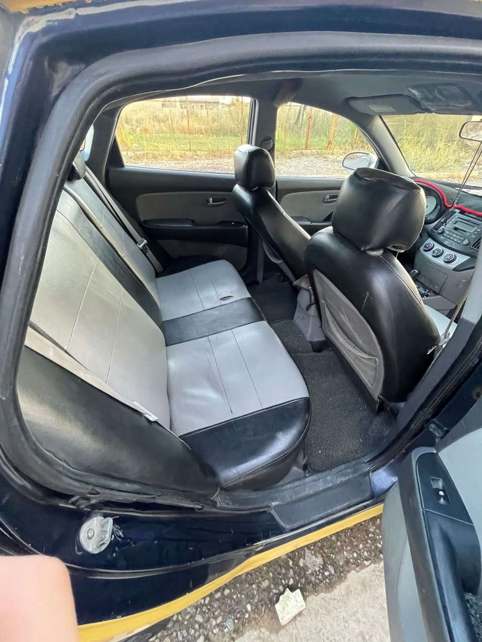 النتر 2009 مكينه 2000 منضومه غاز بيه بسمي شرط التحويل بس تحويل وكاله ما اسوي ضرهر مثل ما وضحه بالصوره ما عليه كلشي غرمات مصفر من كلشي سياره جاهز سعره 100 وبيه مجل رقم بغداد
موصل مكان السياره ***********
