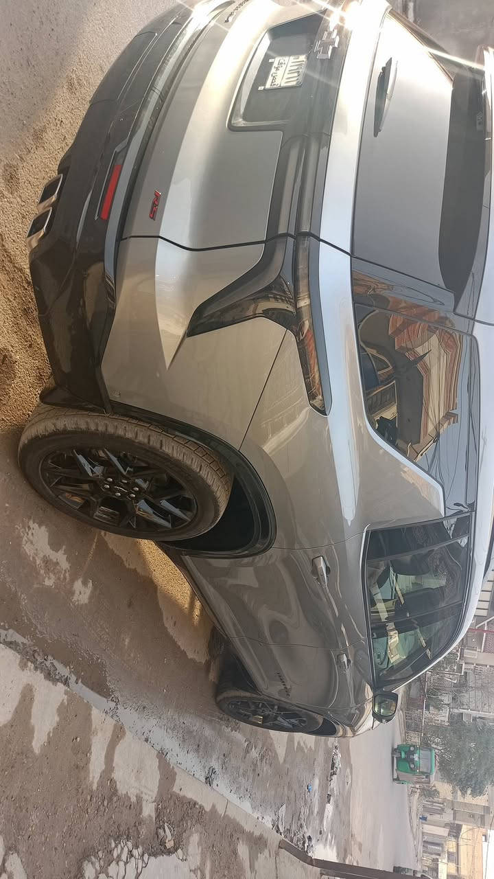 سلام عليكم ترافرس 24 فئة RSفول شهداء بغداد
 للبيع البيع مواصفات معروفة واعلى فئة معمرة احسن تعمير كاملة وجاهزة بغداد الشعلة وصور الحادث موجودة 

380$وبيهة مجال 
***********
