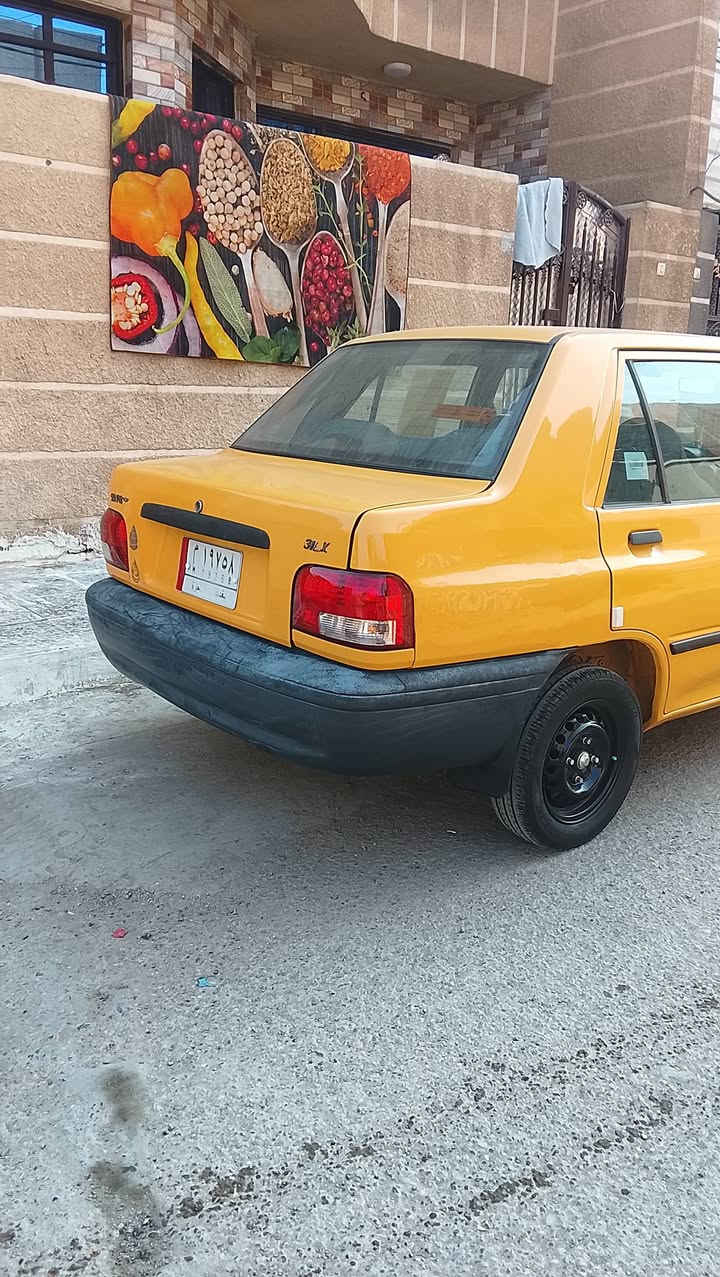 سلام عليكم سايبة2015 للبيع السعر 40 وبيها مجال عنوان بغداد ***********
