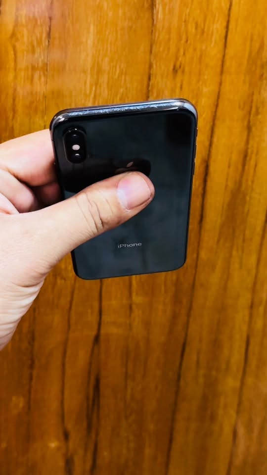 iPhone X
256 اسود
بطاريته 100 
كلشي شغال بي ع فحص عدا البصمه 
مكاني بغداد متوفر توصيل داخل بغداد 
***********
