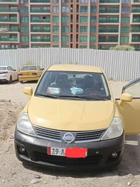 نيسان فيرسا 2009وارد امريكي كير مكينه خير من الله وتخم تاير جديد وتبري...