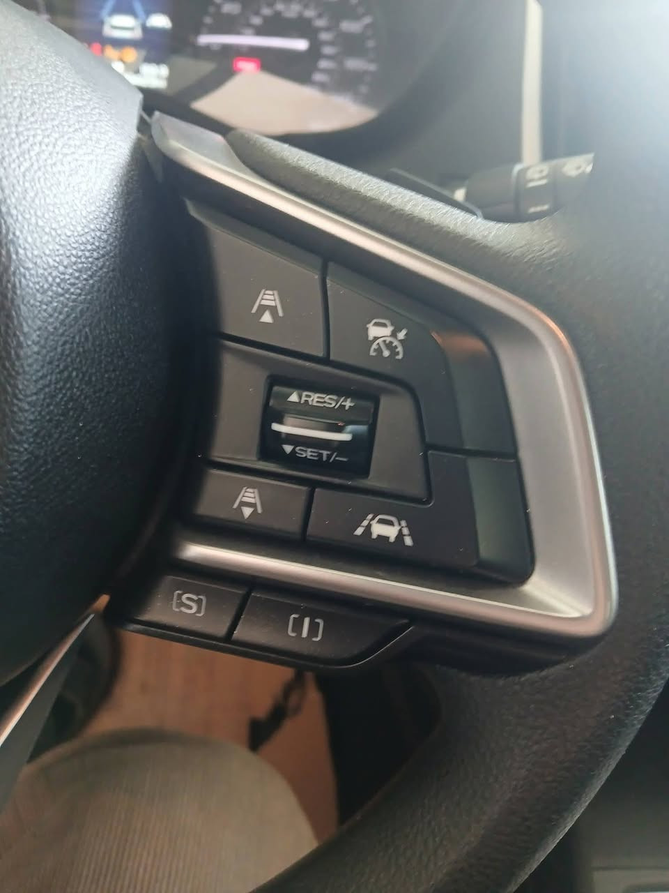 سوبارو معوقين  باقي على تنزيل بيانات رقم ذي قار  ابيع وكاله عامه من المعوق بسم المشتري سياره حلوه حادثها جاملغ الخلفي فقط يعني بجم صاحي سياره ترايك ٢٠٠  إرباك برده فقط  ماشيه ٤٢ الف  للاتصال ***********
