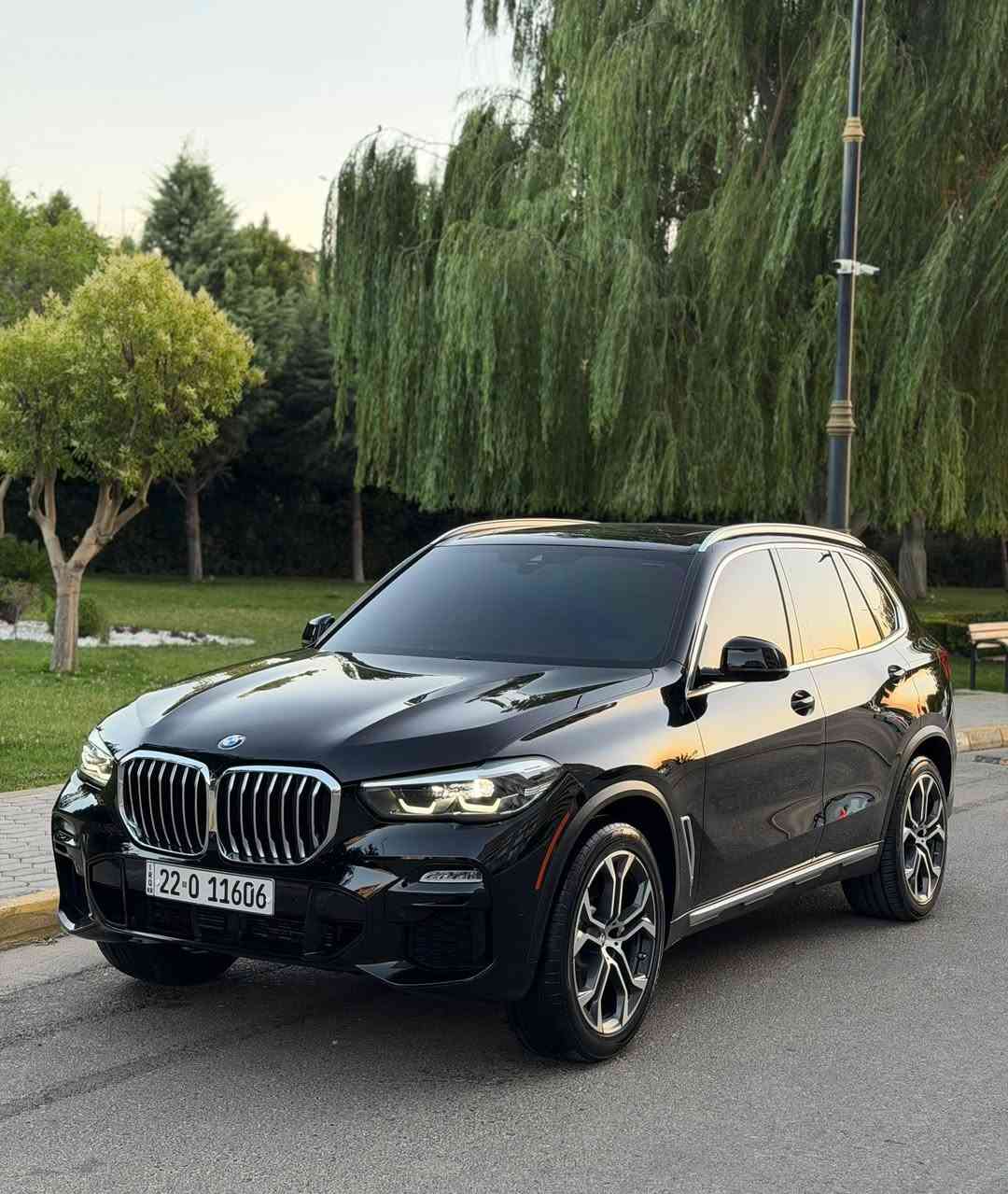 ﷽
‏BMW X5 سياره هيبه وشخصيه بلشارع
سعر : مناسب جدا🔥 
موديل : 2023💎
ماشية : 27 الف فقط🪬
نظافة : السياره 100% ✅
السعر : 377$ 💰
بدون صبغ بدون تبديل بدون رصعات فقط دعاميه اماميه 
صبغ كير محرك كهربائيات كوله بشرط سياره جديده
واتحدى اذا اكو بهيج سعر🚫
مواصفات السيارة فول  كوله عل وضع الشركه📦
داخل جلد كريمي مميز وراقي🔱
بانوراما 
٥ كامرات 
داتاشو
كشنات جلد
انارات مخفية متعدد الالوان
كير كرستال
رادارات
حساسات
اوتو هولد
اوتو بريك
لايتات ليد
تحديد سرعة و تحديد مسار
ستيرن هيتر
و بعد هواية مواصفات متنذكر
 وبيها كتاب تضليل🫡 سياره ب اسمي راسن احولك
 مكان السياره السليمانيه ***********
