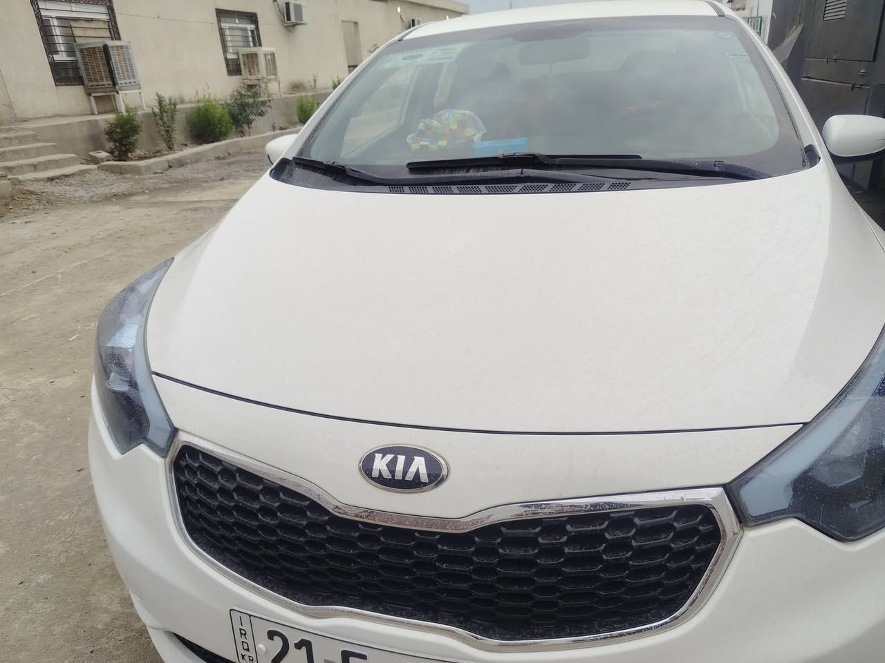 سلام عليكم
2013محرك 1600دوش بشرط 
مكينه كير كله بشرط 
سياره احلى من صور  
السياره بيه قطعه وحده صبغ الباقي كله مكفول 
رقم سليمانيه شرط التحويل 
حداديه صدر جاهزه اي نقص مابيه 
مواصفات
شاشه 
كأمره 
تحكم ستيرن 
داخل اسود 
العنوان  سامراء
الشراي يتصل ***********
السعر115 وبيه  مجال
