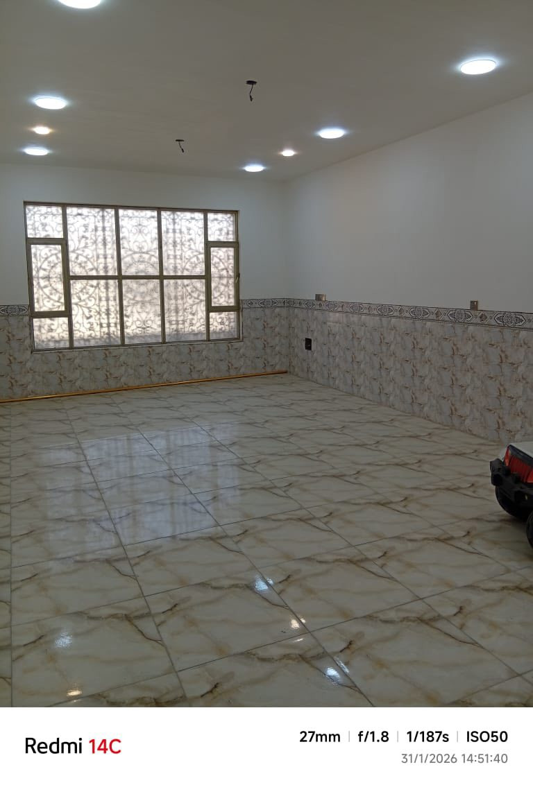 السلام عليكم دار للبيع طابو ملك صرف ع طابو المدائن وليس زراعي منطقه جسر ديالى القديم منطقه الدفافعه مساحه الدار258م بناء حديث كامل من كل النواحي مابيه اي نقص الاتصال ع الرقم المعروض
***********
