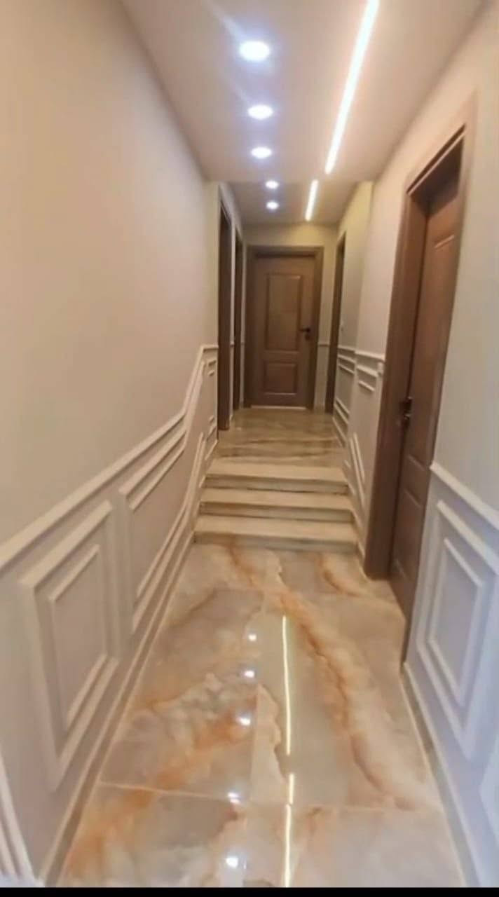 شقة للبيع بمساحة 250 متر (اول سكن)
شارع عمر حنفي بين مكرم عبيد وعباس العقاد
مكونة من 3 غرف + 2 حمام + ريسبشن + مطبخ + بلكونة
كاملة المرافق - مسجلة شهر عقاري - واجهة امامية غير مجروحه 
للتواصل والمعاينة كلمني واتساب 01023226053
يوجد لدينا وحدات اخرى للإيجار والبيع


**إذا كنت صاحب هذا الإعلان وتريد حذفه لأي سبب، رجاءا أرسل رسالة إلى الدعم الفني**