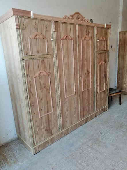 السلام عليكم يتوفر كناتير بوفيات شغل درجه أوله اسعار مناسبه جدا العنوان بعقوبه كاطون الرازي شارع ابو رباح قرب مرطبات لسيد مزاد ابو كرار الغريباوي ***********
