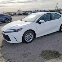 كامري LE • هايبرد • ٢٠٢٥