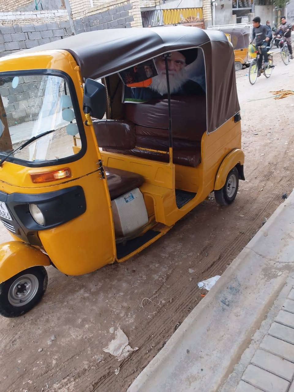 سلام عليكم شباب تكتك 2019خير جاهزه للشارع تحويل مباشر مناقصه شي لا تنقيص لا تبخير مينه خير من الله نضافه أحله من الصوره السعر 5او 600عنواني مدينت الصدر نهايته شارع الداخل بل شيشان الستفسار ***********
