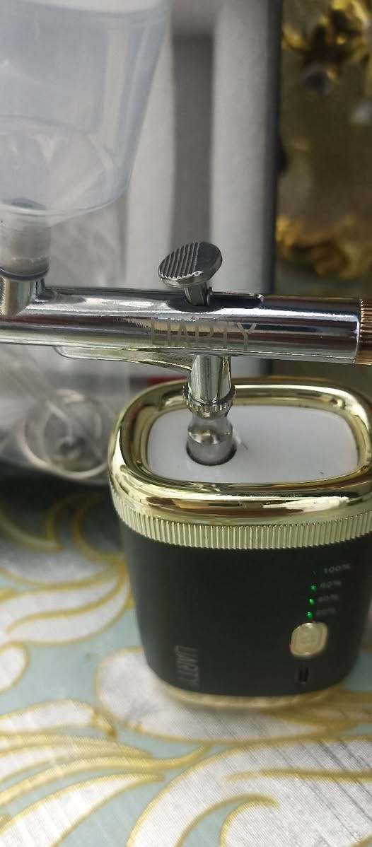 مسدس صبغ تكحيل احترافي كمبريسر نوزل اضافي سرعتين مختوم السعر 40الف مع توصيل 0781377143


**إذا كنت صاحب هذا الإعلان وتريد حذفه لأي سبب، رجاءا أرسل رسالة إلى الدعم الفني**