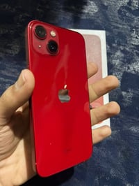 ايفون ١٣ ذاكره ١٢٨  بطاريه ٨٣  جهاز بلادي بلادي  كارتونه  كيبل  الجهاز...