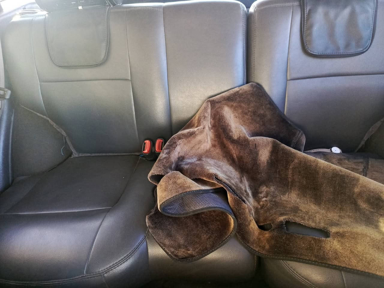 جيب شروكي 2001
للبيع اول للبدل

ماتور 4000

مرخص سنه 

فحصه 2 جيد 2 ضروب

سعر2700


**إذا كنت صاحب هذا الإعلان وتريد حذفه لأي سبب، رجاءا أرسل رسالة إلى الدعم الفني**