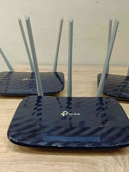 راوتر نوع Tp-link حديث
عدد 3 قطع اخو الجديد بسعر مغري جدا سعر القطعة الواحدة 20 الف فقط مكاني كركوك  للطلب الاتصال على الرقم ***********
