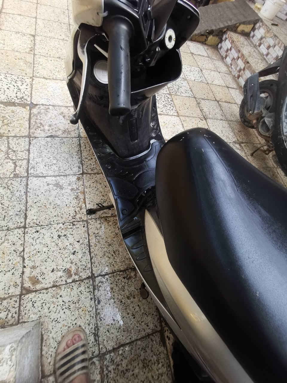 كامكو V2   125 CC
المكان ميسان المجر الكبير.
للاستفسار اكثر الاتصال او المراسة ***********
