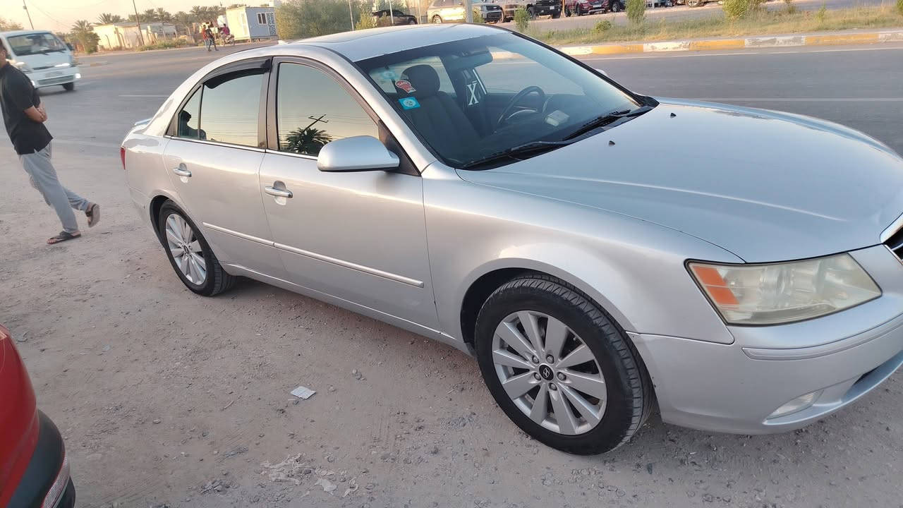 السلام عليكم سوناته 2009 رقم بغداد كير او مكينه كفاله تخم تاير بيه اربع قطع بدون دواخل  + فتحه السعر 115$ بيه مجال قليل مكان السياره بابل سدة الهنديه رقم الهاتف ***********
