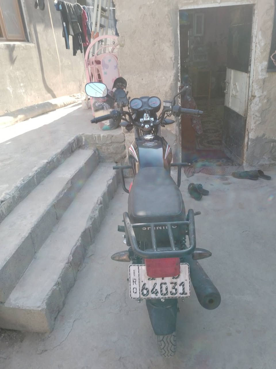 دراجه شايننك للبيع مديل 2023 طالعه من الوكيل ب 2025
الدراجه رقم بسمي مكاني ابو الخصيب 
السعر مليونين وبيها مجال كلش بصيط حك الجيه 
دراجه مامفتوحه نضيفه 
رقم تلفون ***********

