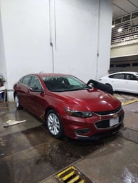 ماليبو 2018 LT رقم انكليزي سنويه وهزه جديده سياره حادثها وسونار مرفقات...