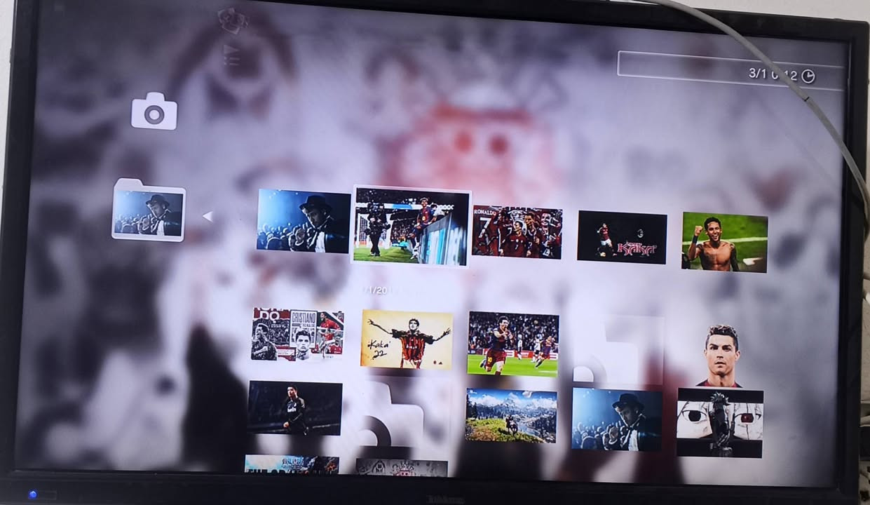 بلي3للبيع اب130يجي و يا 2يدات و كيبل شحن و اجدي مترتين ذاكرة325 و تكد اتنزل منة العاب من المبايل و تكدر تلعب اولاين امهكر اخر اصدار و بي هين الموقع مدينت الصدر قطاع26يم مرطبات ال باندة للتواصل واتساب***********
