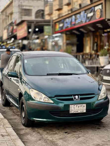 سلام وعليكم سياره بيجو 307 موديل 2005 رقم الاماني نينوى  سنويه 27 شرط التحويل محرك كير بشرط كهربائيه تبريد وتتدفئه شغال طخم تاير طخم السياره كلش حلو بيها  طخه شبر بدون نقطه داخل  بجاملغ الخلف السايق وبوند صبغ هم بدون دواخل وهاي السياره كدام ال سعر 53 وتجي اتشوفها وتدلل مكان السياره موصل ***********
